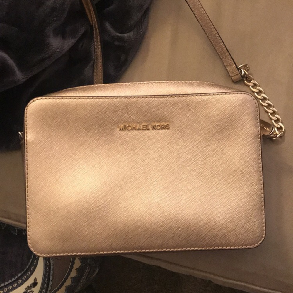 Michael Kors crossbody!! Gold with long strap